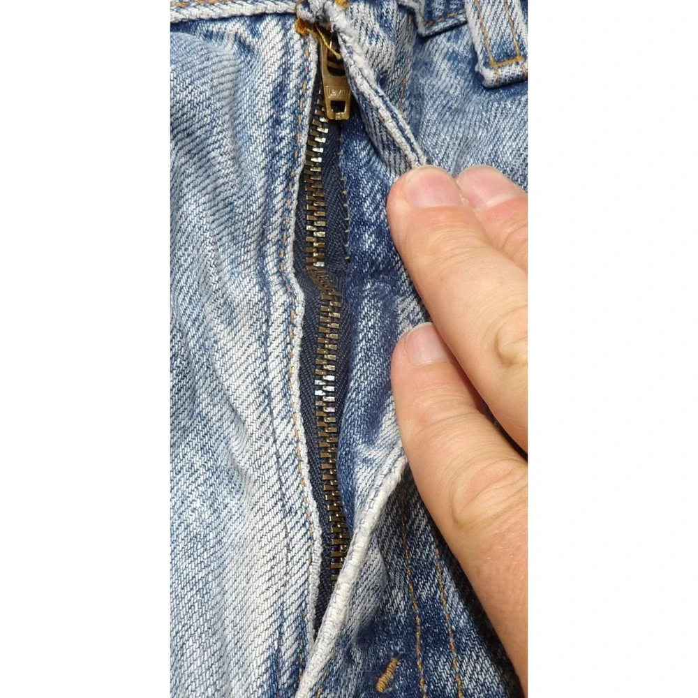 VTG 90s Levis 550 Jeans Men W34 L34 Made USA Light Wash Relaxed Tapered Leg Blue